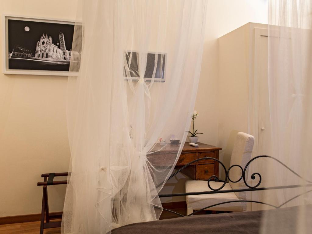 Guest house Quattro Cantoni 2*