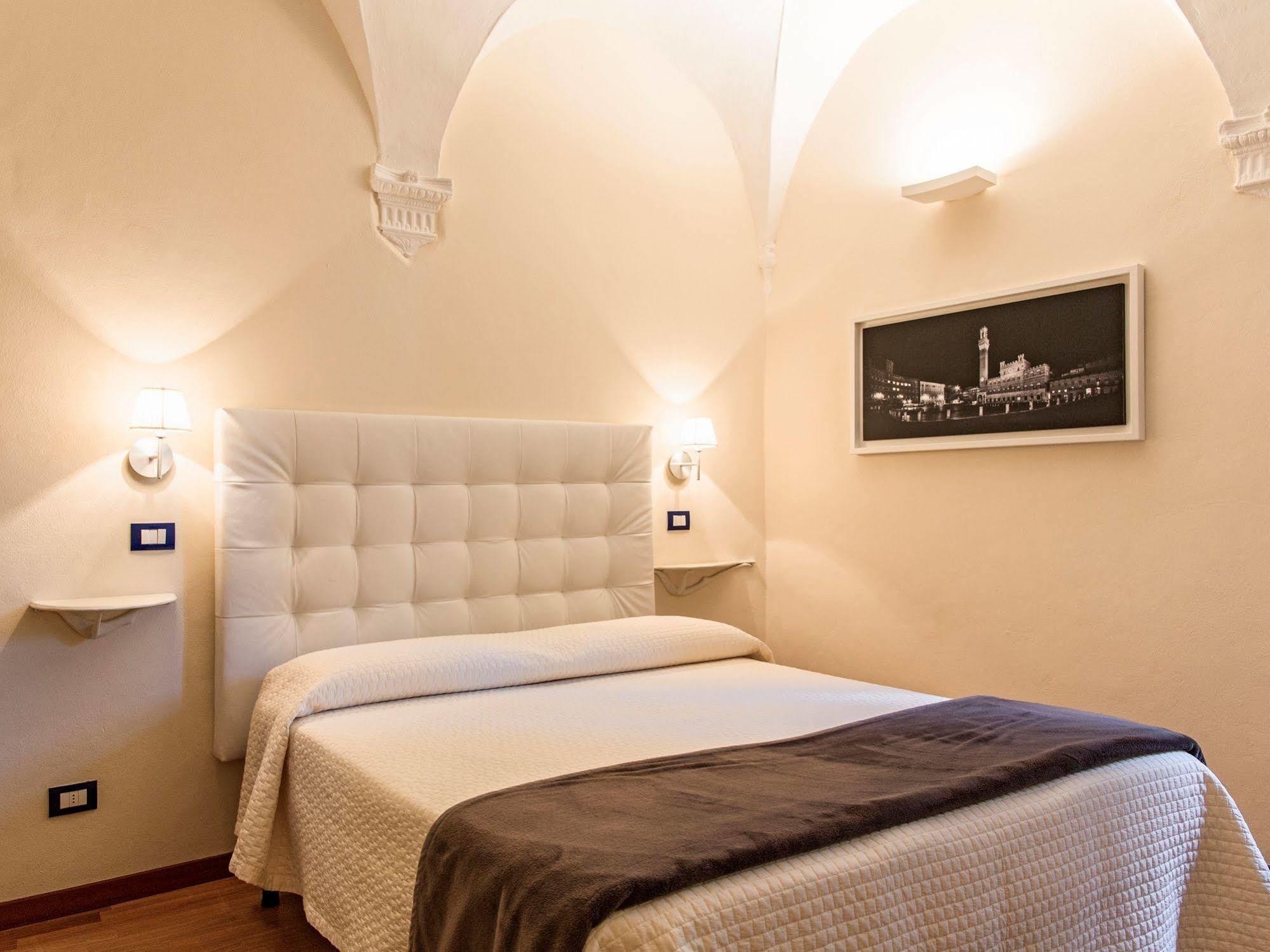 Quattro Cantoni Guest house 2*