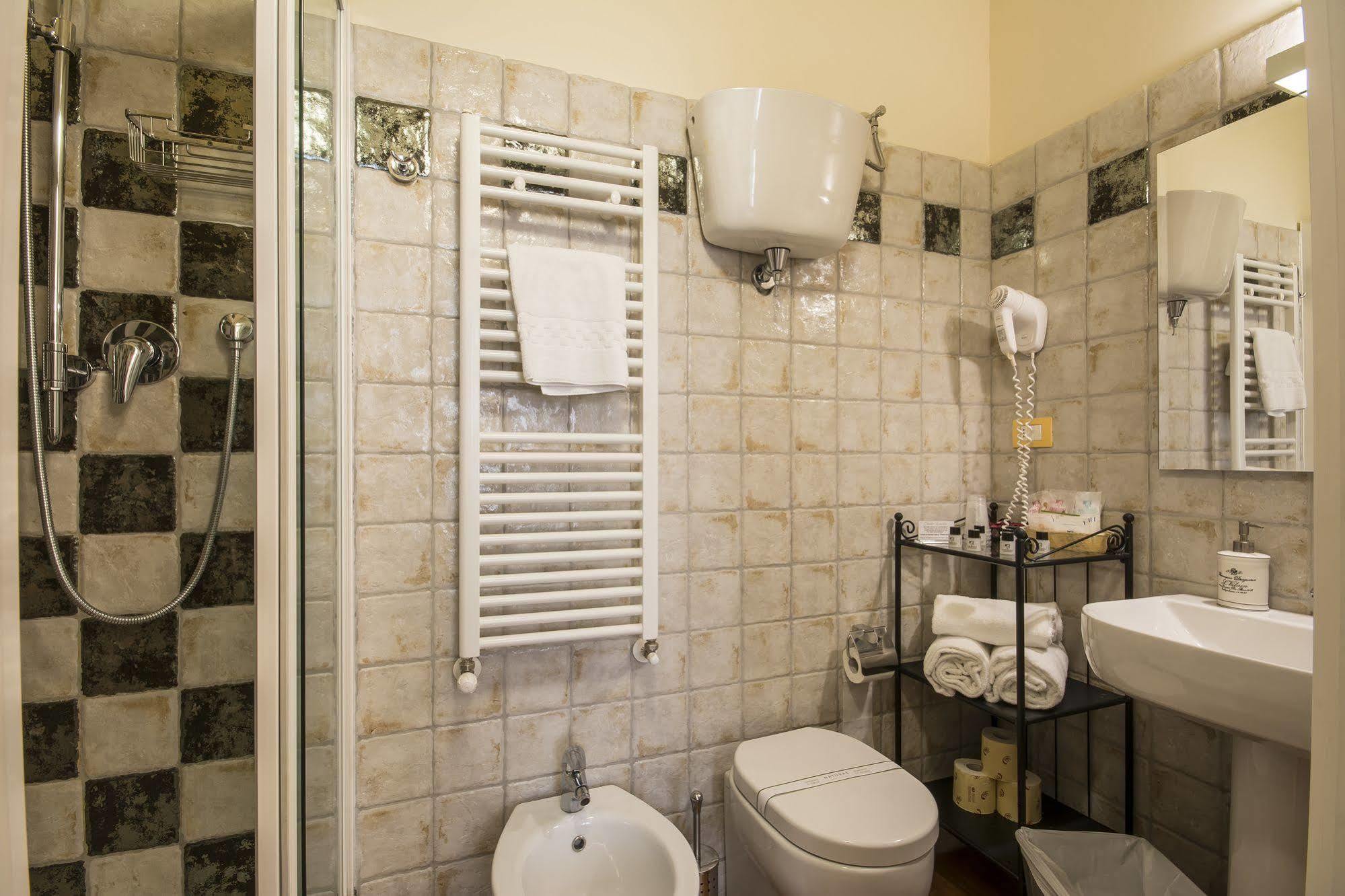 Casa de hóspedes Quattro Cantoni 2*